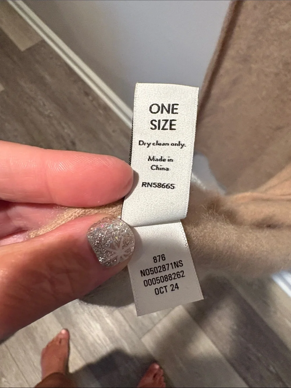 Nordstrom Oversized Wrap/Scarf Soft Camel Cashmere Scarf